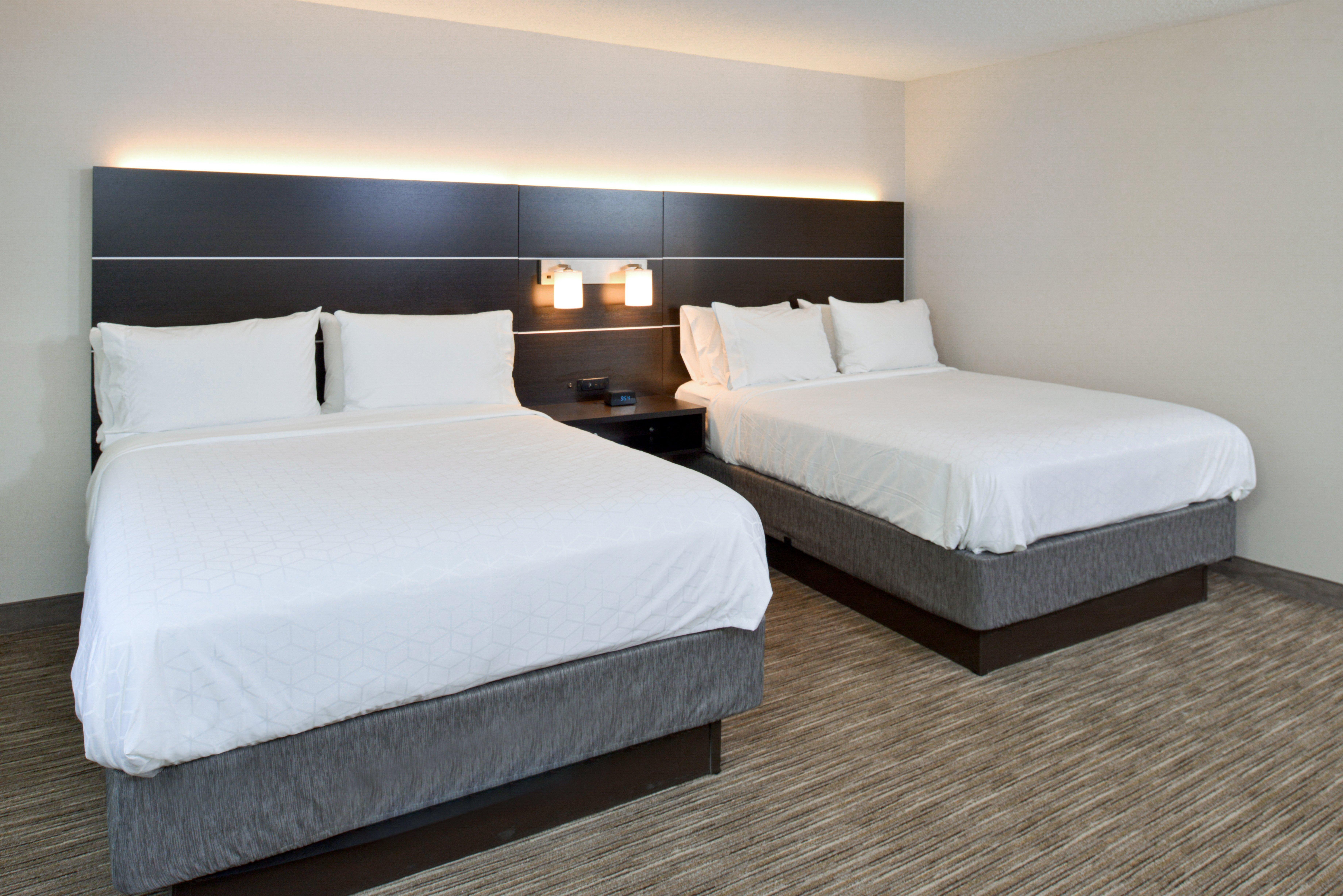 Holiday Inn Express Wixom By Ihg Экстерьер фото