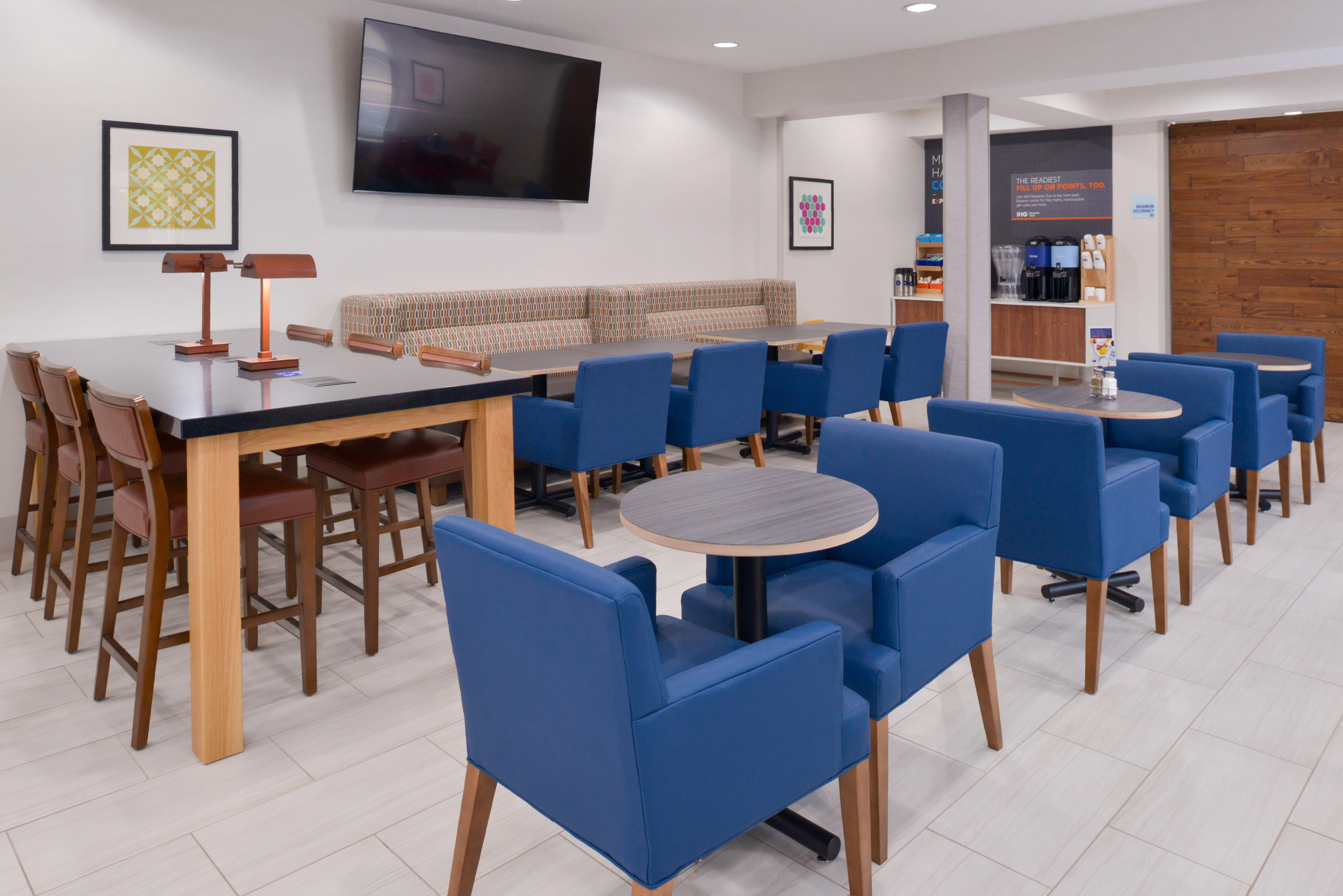 Holiday Inn Express Wixom By Ihg Экстерьер фото