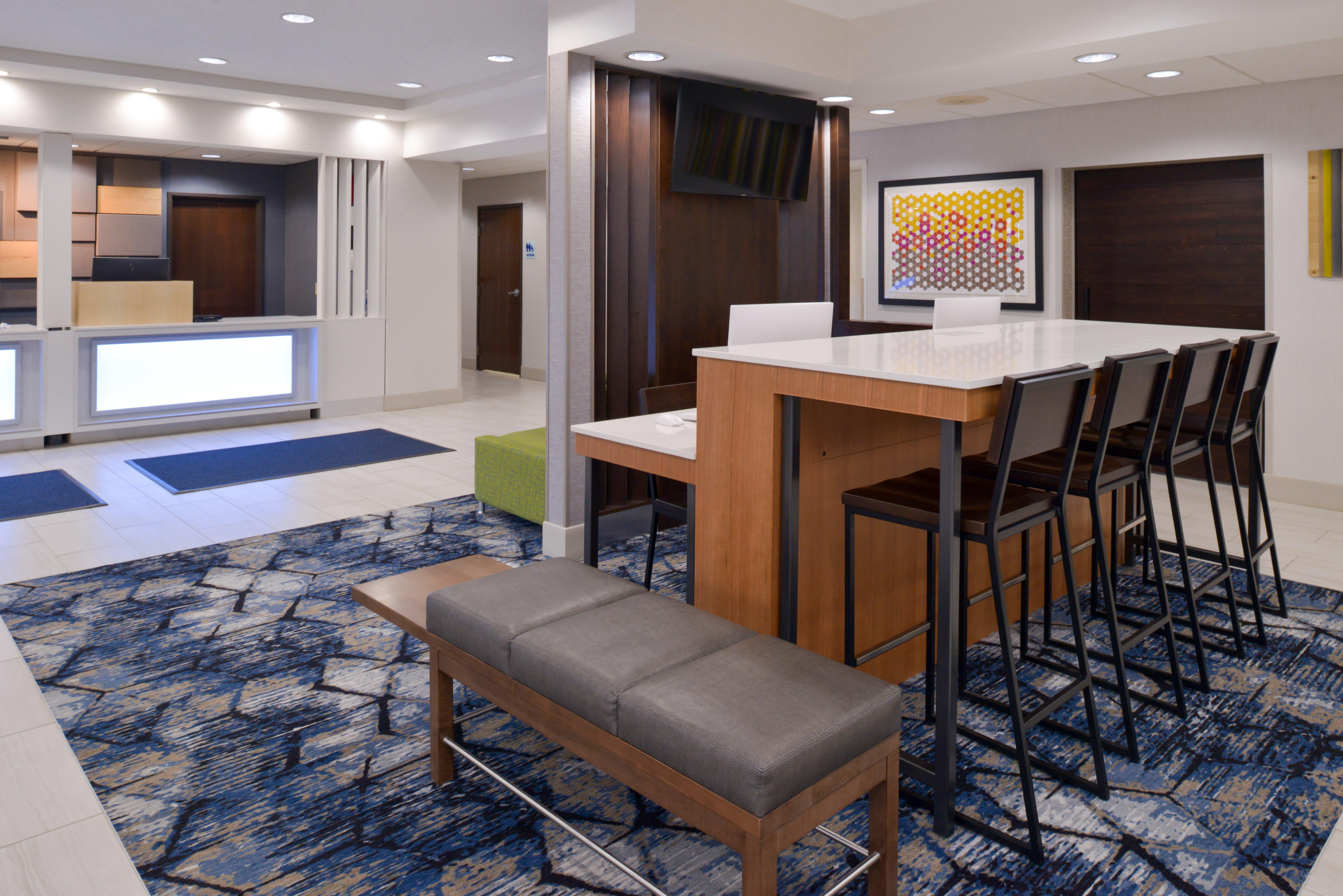 Holiday Inn Express Wixom By Ihg Экстерьер фото